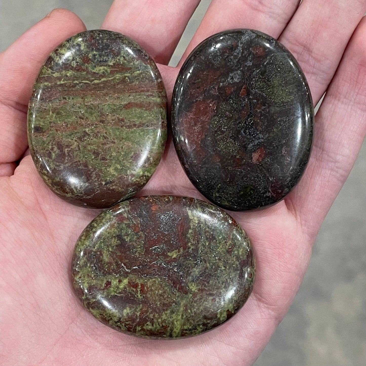 Gemstone Palm Stones 45mm – Bulk Crystal Supplies