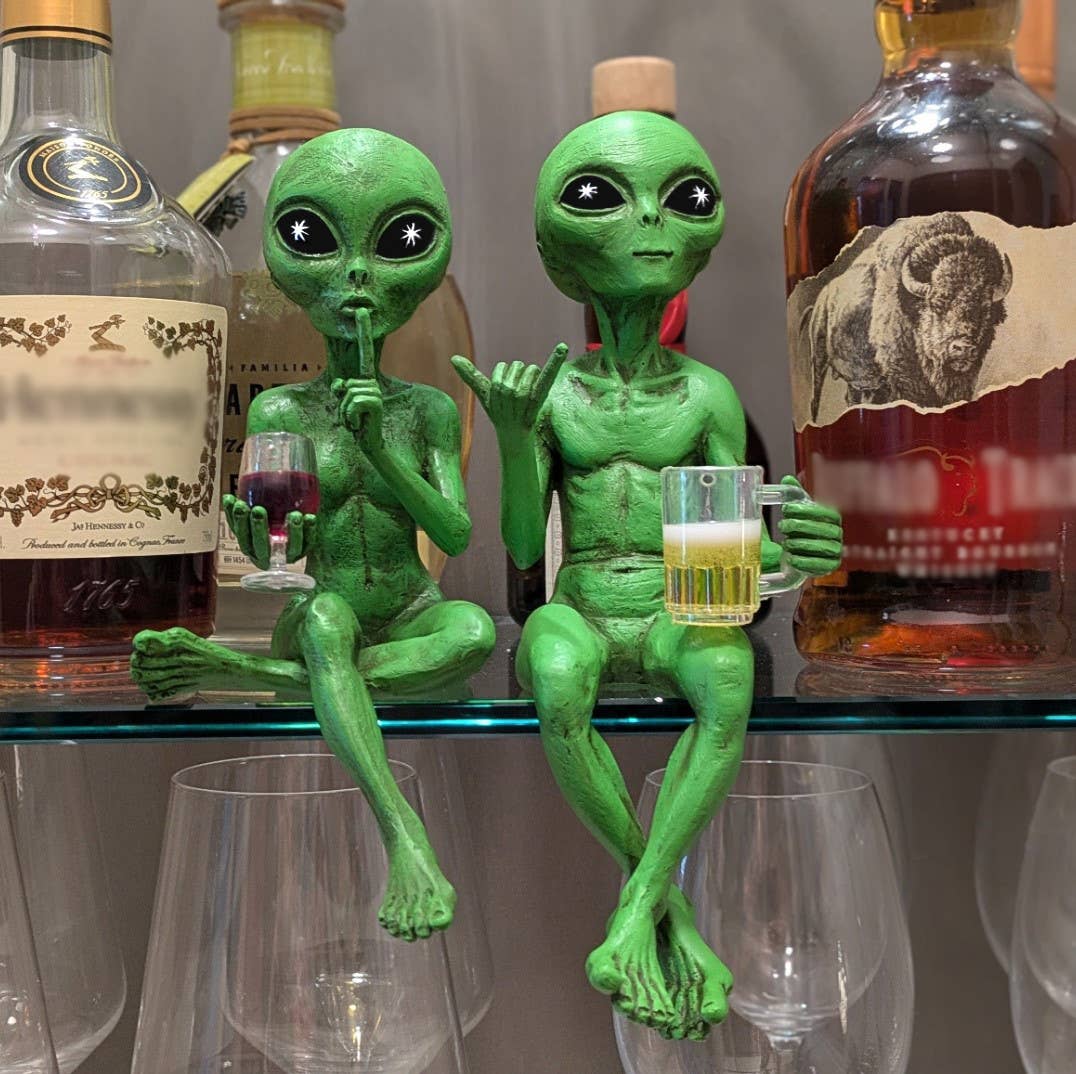 Party Alien Shelf Sitters 10" tall Figurine Set