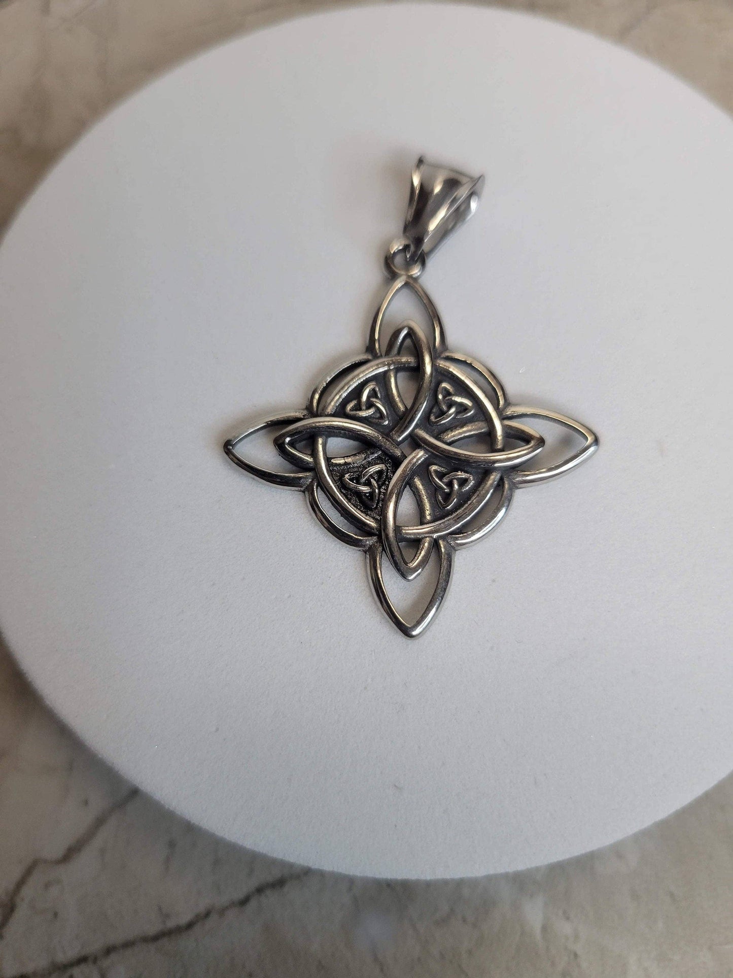 Witches Knot Necklace, Protection Charm Necklace, Witches