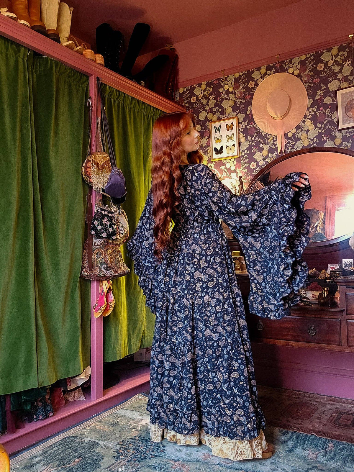 Winged Meadow Duster
