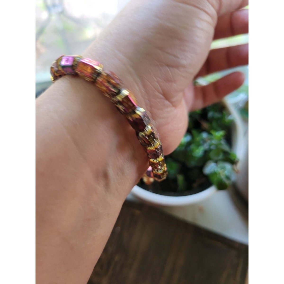 Natural Lava Rock Hexagon Beads Stretch Bracelets, Bee Shape