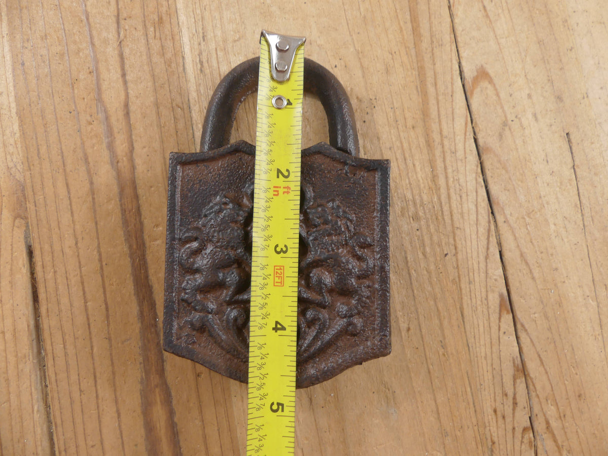 LARGE CAST IRON LOCK AND KEY SET (PROP)