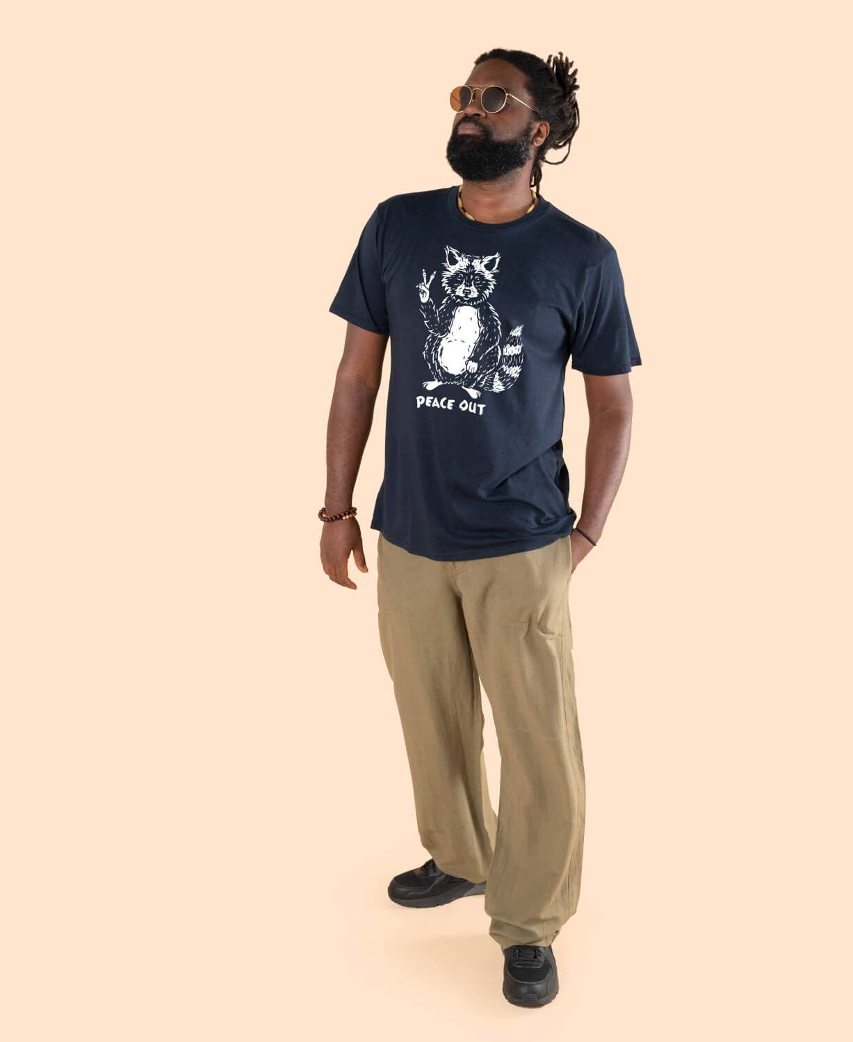 Peace Out Raccoon T-Shirt - Unisex - Nature T-Shirts