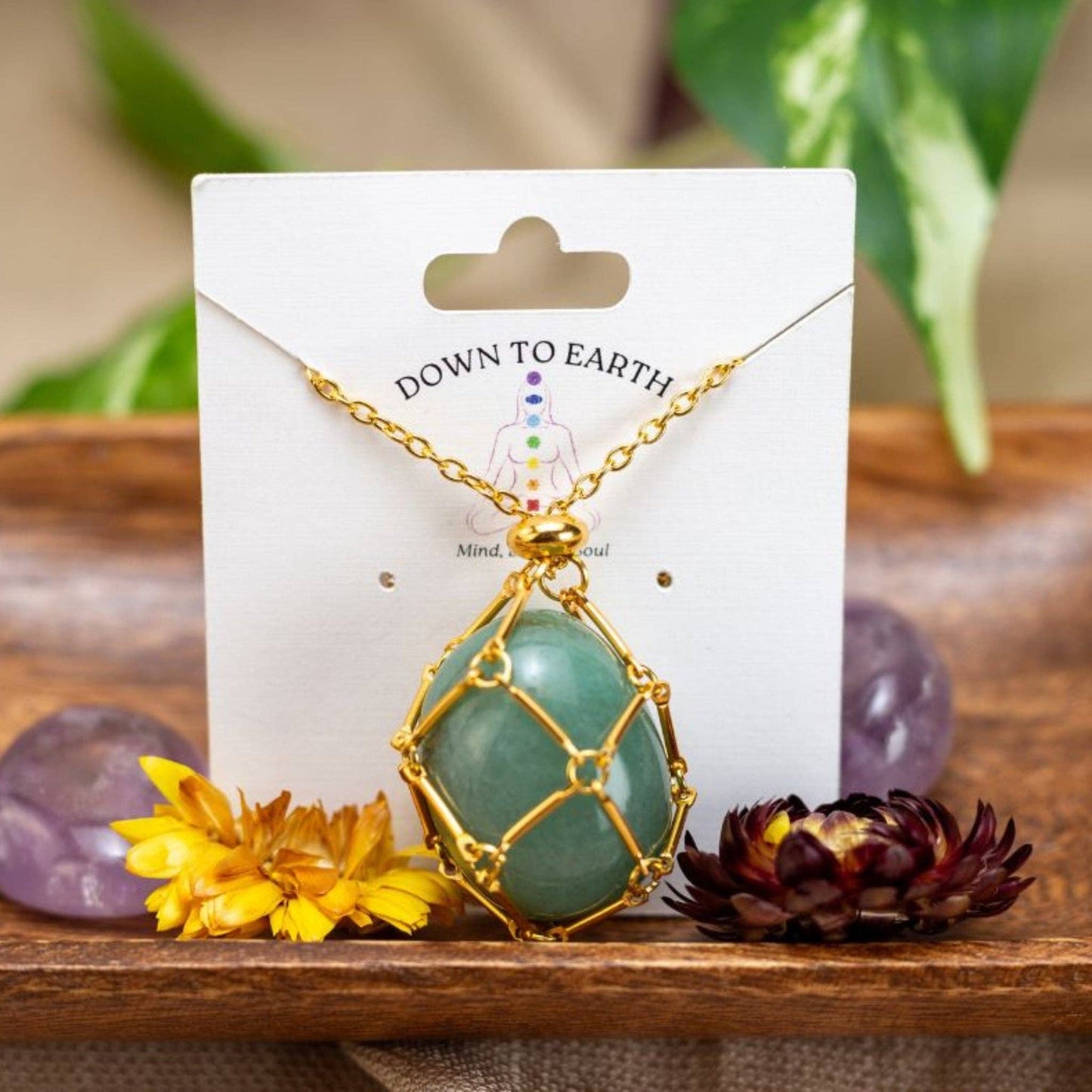Adjustable Metal Crystal Holder Necklace.