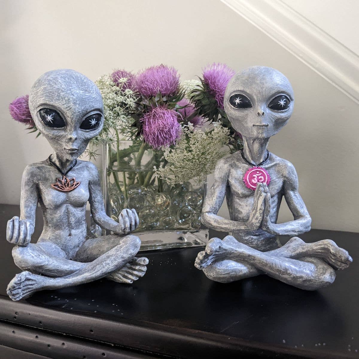 Alien Invasion "Zen and Yoga” Couple Meditating Figurine Set
