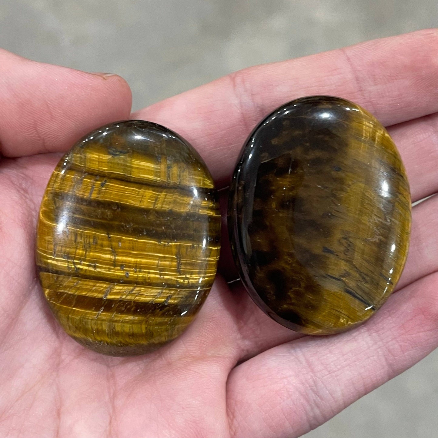 Gemstone Palm Stones 45mm – Bulk Crystal Supplies