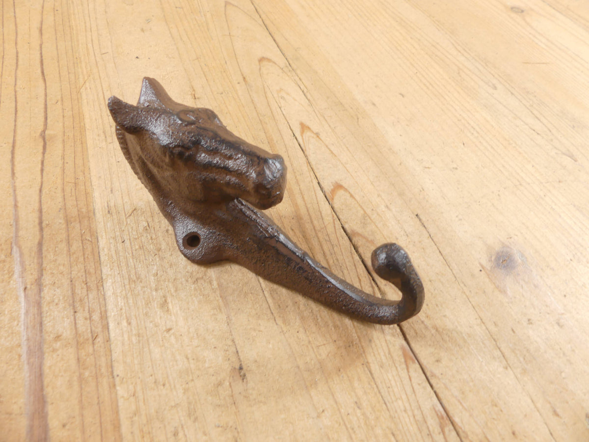 RUSTIC CAST IRON HORSE HEAD HOOK
