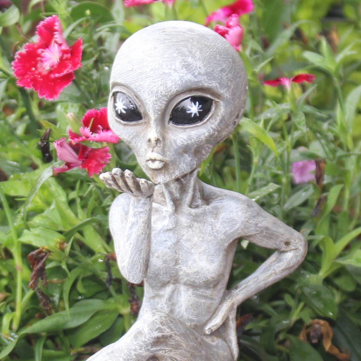 Alien Invasion 'The Flirty' 10” H Female Alien Shelf Sitter