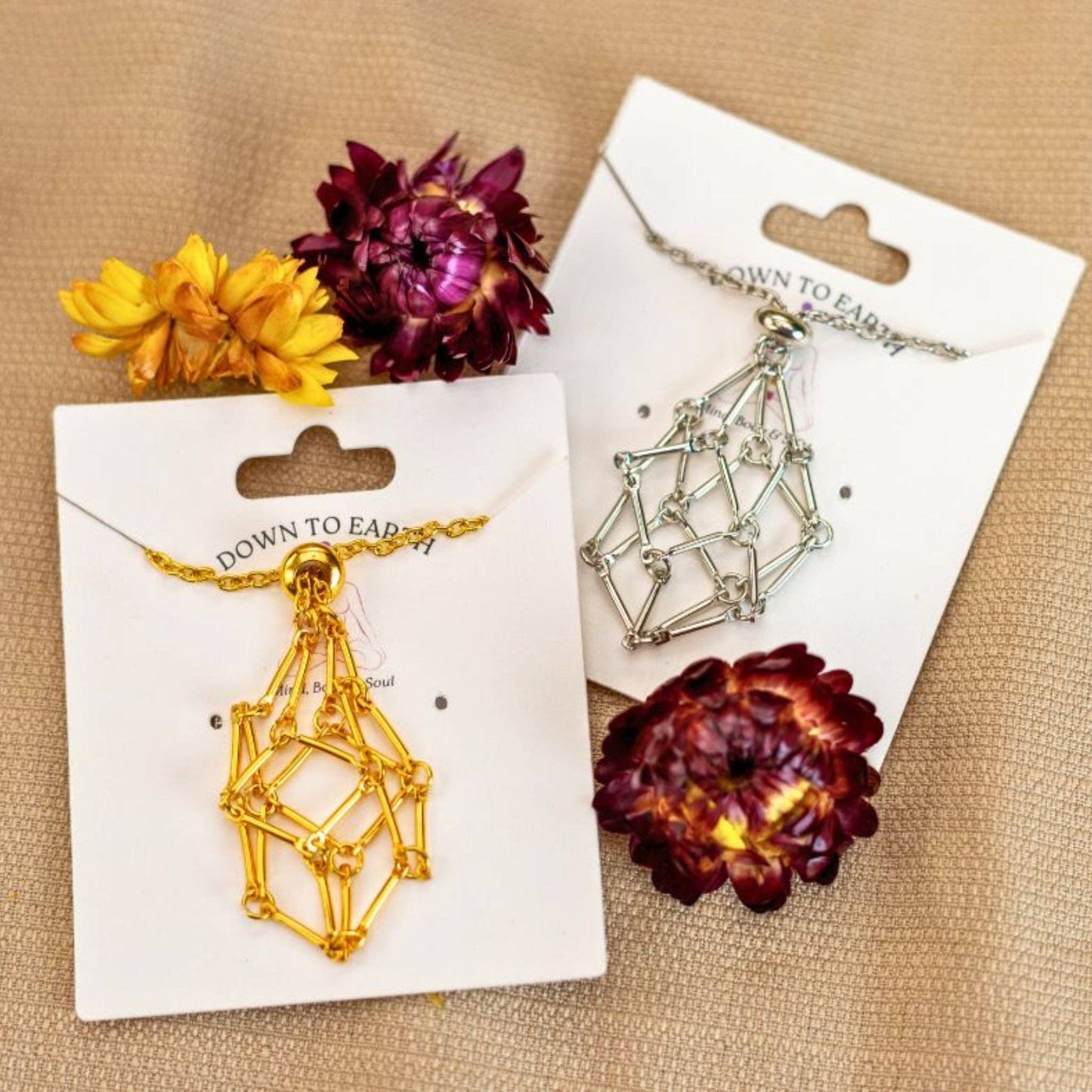 Adjustable Metal Crystal Holder Necklace.
