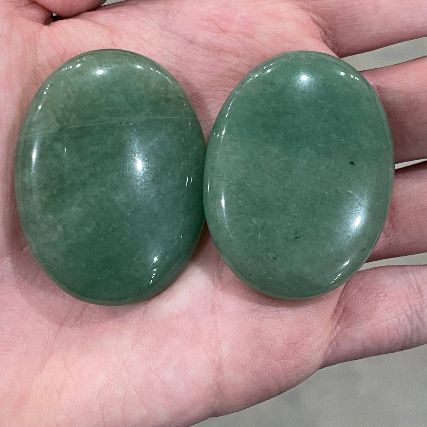 Gemstone Palm Stones 45mm – Bulk Crystal Supplies